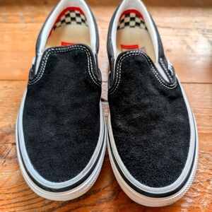 Vans Skate SlipOns Slip on Shoes Black Suade size 4 with pop cush inserts
